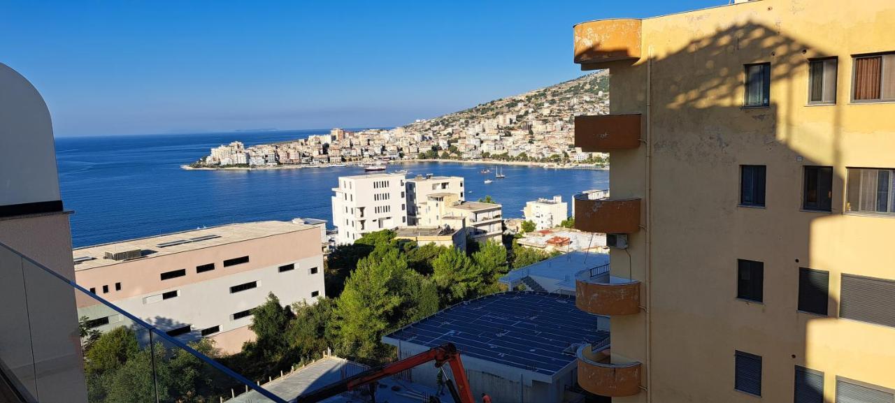 Apartment Alex Sarande Bagian luar foto